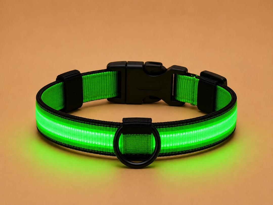 Collier LED Réfléchissant pour Chien — Sécurité Nocturne*